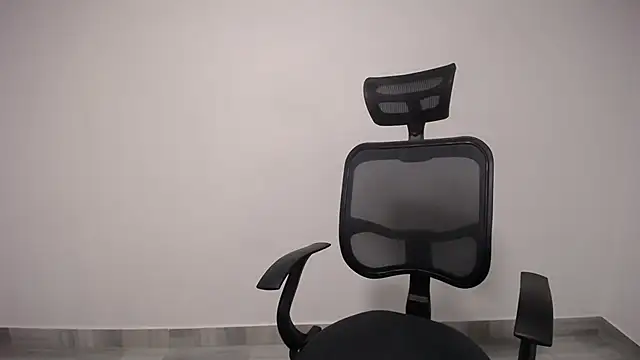 present the magic online show from March 2025 10:13:02 PM