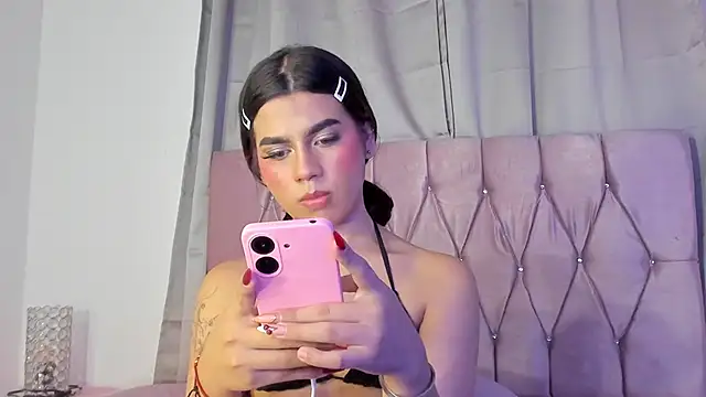 Ashley piinkk  online show from January 2025 11:39:02 PM