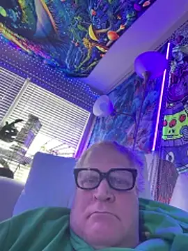 Mimmoromeo1973 online show from February 2026 06:34:02 PM