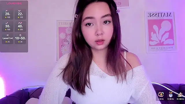 Snapshot of Fluffy_Rose chatting on January 2025 01:57:02 AM Fluffy Rose online show from January 2025 01:57:02 AM