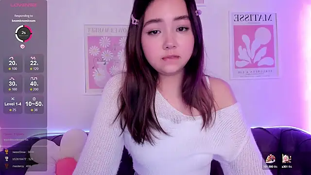 Snapshot of Fluffy_Rose chatting on January 2025 05:00:01 AM Fluffy Rose online show from January 2025 05:00:01 AM