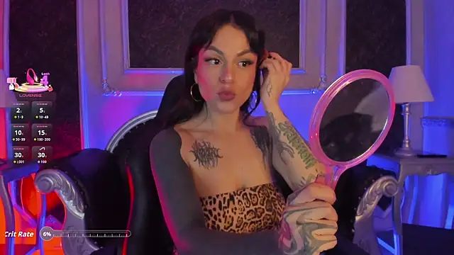 Snapshot of MeganDraco_ chatting on April 2026 01:03:02 PM MeganDraco online show from April 2026 01:03:02 PM
