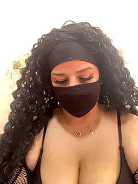 mari layali online show from November 2025 12:37:01 PM