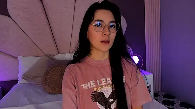 Snapshot of Susa1userma_ chatting on April 2026 11:57:01 AM Susa1userma online show from April 2026 11:57:01 AM