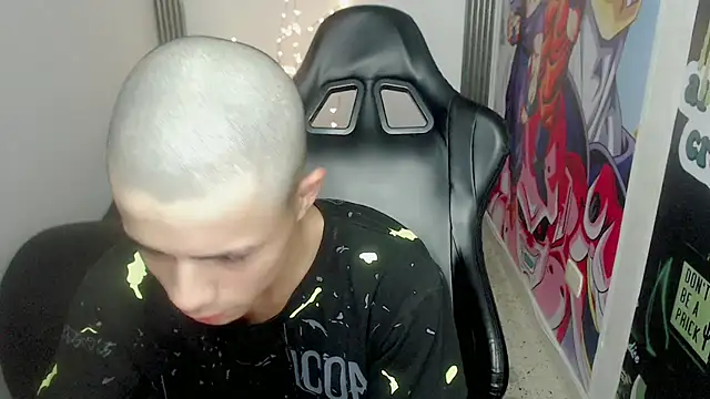 Snapshot of bby_santi chatting on January 2025 05:59:02 PM bby santi online show from January 2025 05:59:02 PM