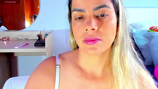 ClaraMariaMon online show from March 2025 04:26:01 PM