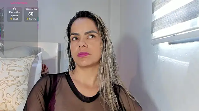 ClaraMariaMon online show from January 2026 04:22:02 PM