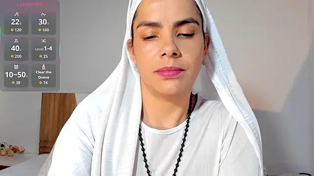 ClaraMariaMon online show from March 2026 06:07:02 PM