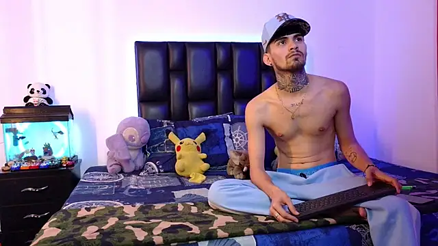 Snapshot of Brutal_Sex_Fucking chatting on February 2026 10:52:02 PM Brutal Sex Fucking online show from February 2026 10:52:02 PM