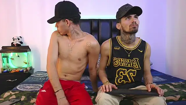 Snapshot of Brutal_Sex_Fucking chatting on February 2026 09:41:01 PM Brutal Sex Fucking online show from February 2026 09:41:01 PM