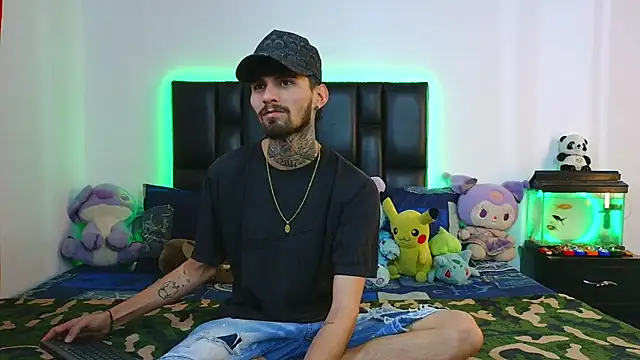 Snapshot of Brutal_Sex_Fucking chatting on May 2026 11:32:02 PM Brutal Sex Fucking online show from May 2026 11:32:02 PM