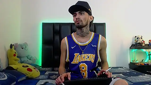 Snapshot of Brutal_Sex_Fucking chatting on June 2026 01:58:02 PM Brutal Sex Fucking online show from June 2026 01:58:02 PM