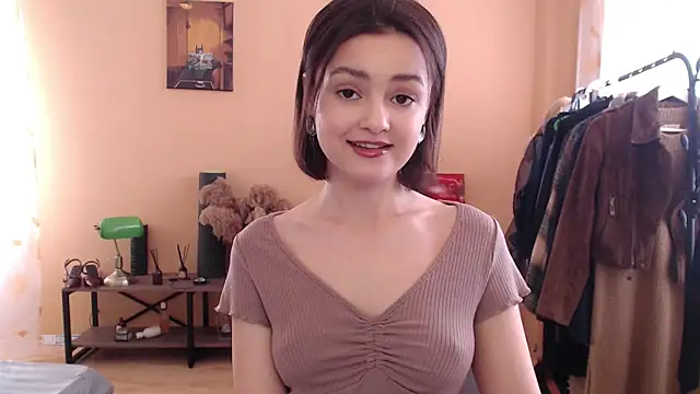 Snapshot of CuteRuby99 chatting on April 2026 04:32:01 AM CuteRuby99 online show from April 2026 04:32:01 AM