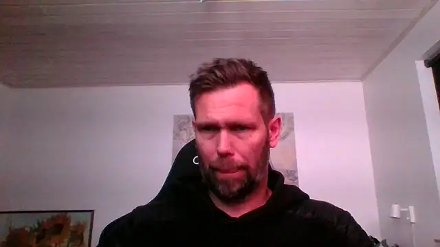 Snapshot of Gotta1 chatting on March 2025 05:03:02 PM Gotta1 online show from March 2025 05:03:02 PM