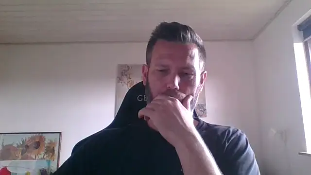 Snapshot of Gotta1 chatting on September 2025 03:01:02 PM Gotta1 online show from September 2025 03:01:02 PM