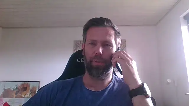 Snapshot of Gotta1 chatting on October 2025 01:11:01 PM Gotta1 online show from October 2025 01:11:01 PM