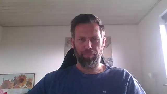 Snapshot of Gotta1 chatting on October 2025 10:55:01 AM Gotta1 online show from October 2025 10:55:01 AM