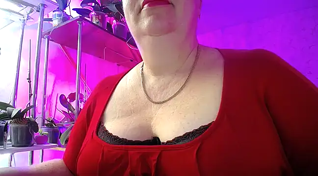 Snapshot of _Sweet_Woman chatting on January 2025 04:08:01 AM  Sweet Woman online show from January 2025 04:08:01 AM