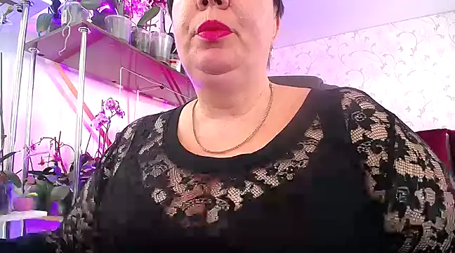 Snapshot of _Sweet_Woman chatting on February 2025 12:19:01 PM  Sweet Woman online show from February 2025 12:19:01 PM
