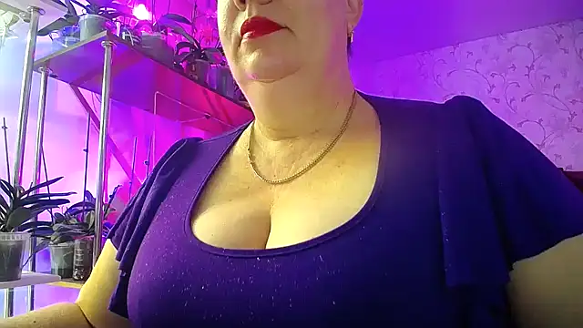  Sweet Woman online show from November 2025 06:46:01 AM