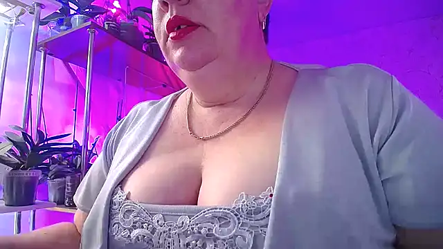  Sweet Woman online show from November 2025 06:49:02 AM