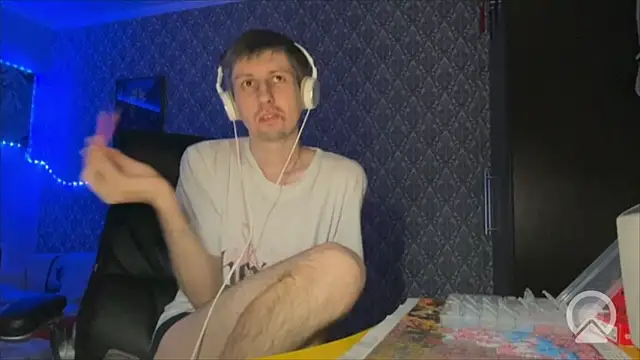 Aki-Laky online show from April 2026 06:52:01 PM