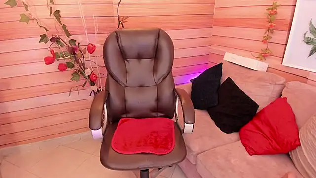 marien thomson  online show from March 2025 10:55:02 PM