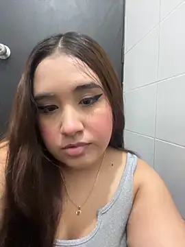 melyescobar online show from November 2025 03:30:01 AM