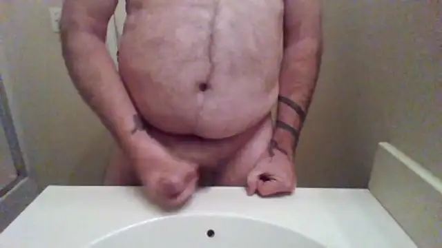 WatchinU82 online show from November 2025 05:17:01 AM