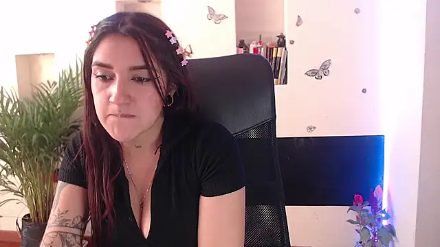 Lia-mitch online show from March 2025 08:19:02 PM