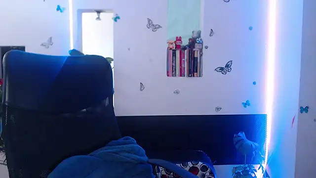 Snapshot of Lia-mitch chatting on February 2026 01:55:01 PM Lia-mitch online show from February 2026 01:55:01 PM