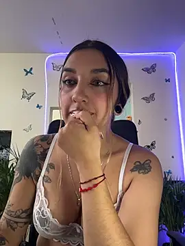 Lia-mitch online show from March 2026 07:09:01 PM