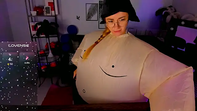 LadyIzabel online show from January 2025 05:40:02 AM