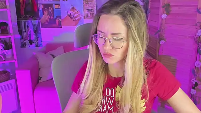 LadyIzabel online show from January 2025 08:25:01 AM