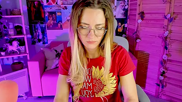 LadyIzabel online show from January 2025 11:38:02 AM