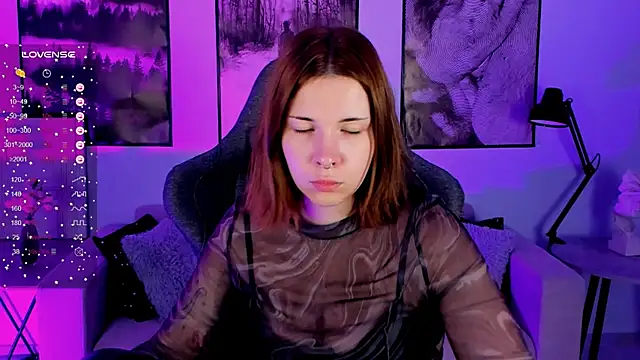 AliceSunday online show from February 2025 02:09:02 PM