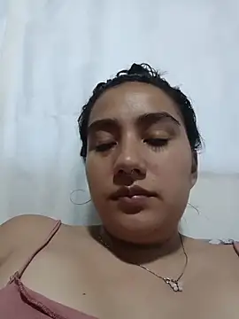 Hellen Alex online show from November 2025 02:49:02 PM