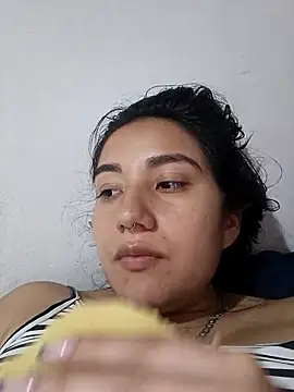 Snapshot of Hellen_Alex chatting on April 2026 08:57:02 PM Hellen Alex online show from April 2026 08:57:02 PM
