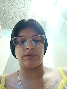 naughty-girl01 online show from February 2025 10:15:02 AM