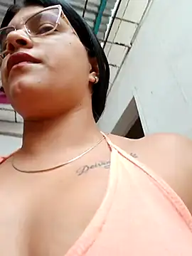 naughty-girl01 online show from March 2025 01:32:02 PM