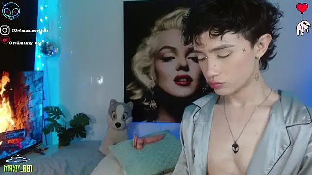 maxiy 001 online show from February 2026 08:54:01 AM