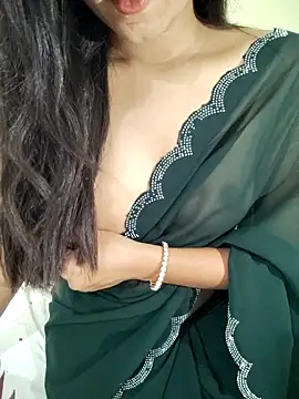 Snapshot of Meenakshi_ chatting on February 2026 03:24:01 PM Meenakshi online show from February 2026 03:24:01 PM