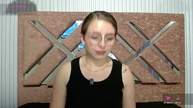 Snapshot of _isaabellaa chatting on June 2026 02:47:02 PM isaabellaa online show from June 2026 02:47:02 PM