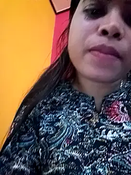 Snapshot of Queen_suman chatting on December 2024 04:14:01 AM Queen suman online show from December 2024 04:14:01 AM