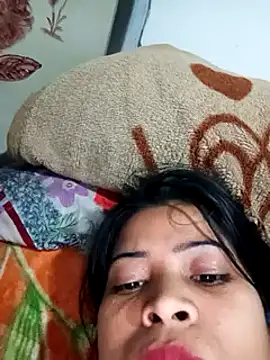 Snapshot of Queen_suman chatting on December 2024 04:35:02 AM Queen suman online show from December 2024 04:35:02 AM