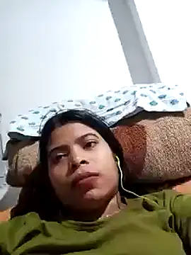 Snapshot of Queen_suman chatting on December 2024 06:41:02 AM Queen suman online show from December 2024 06:41:02 AM