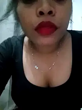 Snapshot of Queen_suman chatting on December 2024 02:17:02 PM Queen suman online show from December 2024 02:17:02 PM