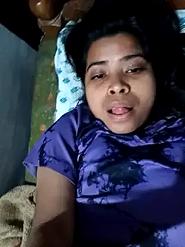 Snapshot of Queen_suman chatting on December 2024 10:03:02 AM Queen suman online show from December 2024 10:03:02 AM