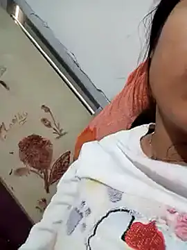 Snapshot of Queen_suman chatting on January 2025 04:08:01 AM Queen suman online show from January 2025 04:08:01 AM