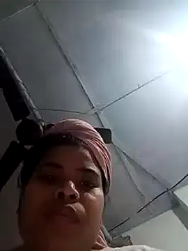 Snapshot of Queen_suman chatting on February 2025 08:18:02 AM Queen suman online show from February 2025 08:18:02 AM